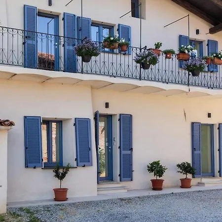 Abbraccio, Terre Dogliani
